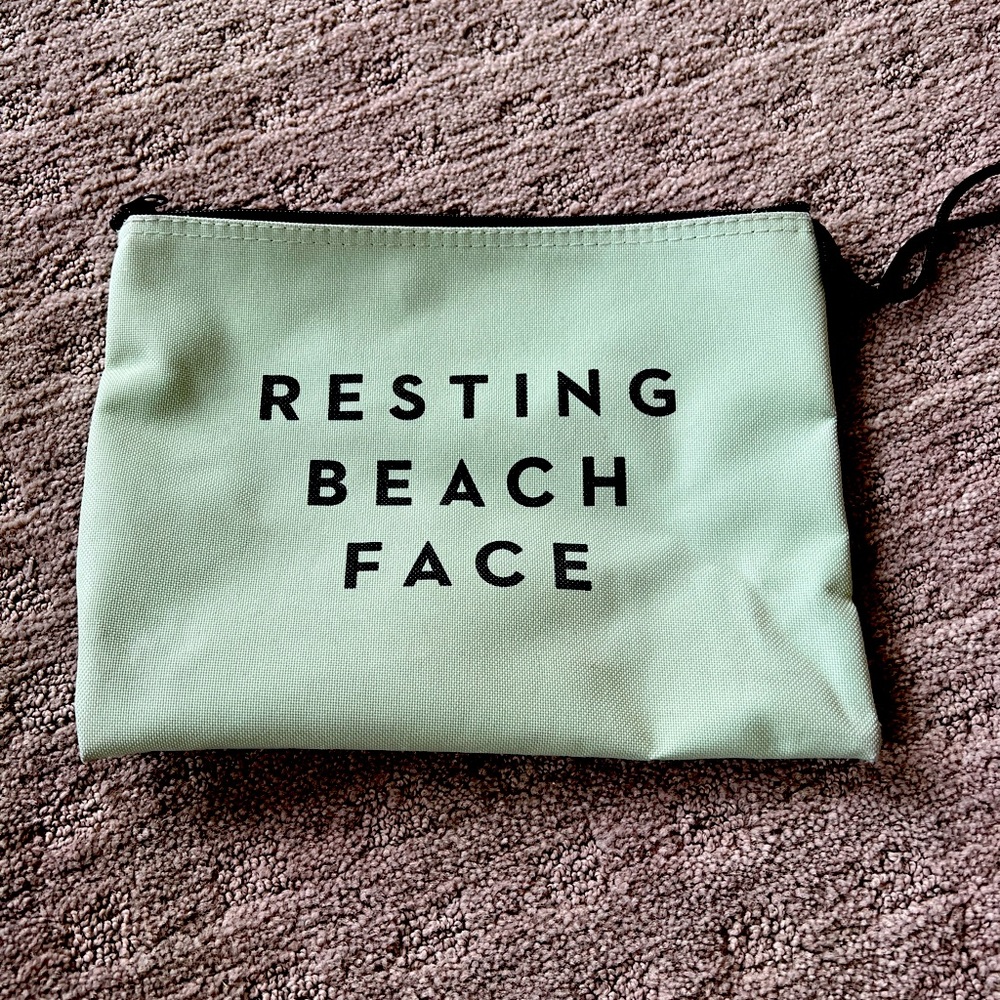 Milly beach pouch